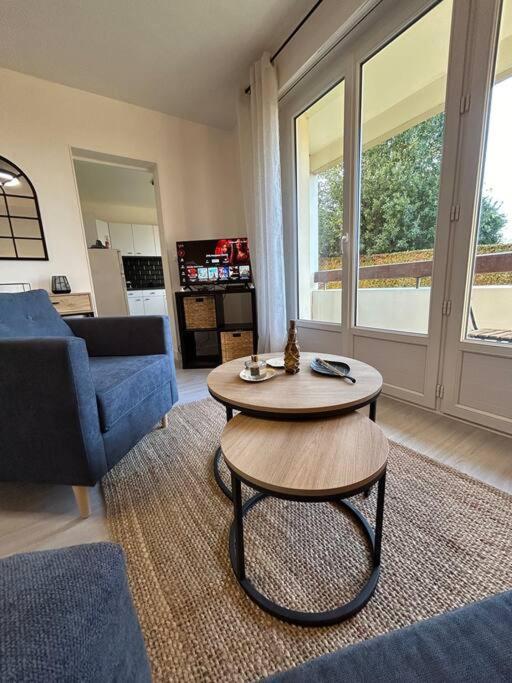 Apt Evreux 900M De La Gare ภายนอก รูปภาพ