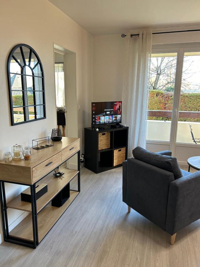 Apt Evreux 900M De La Gare ภายนอก รูปภาพ